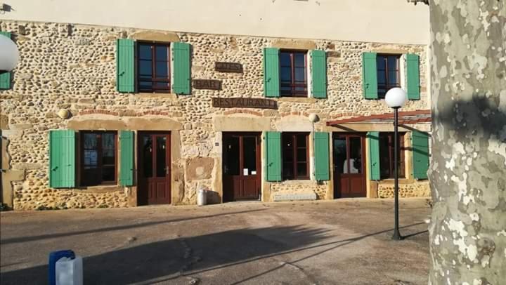 Gite - Auberge Du Midi Saint-Antoine  ภายนอก รูปภาพ